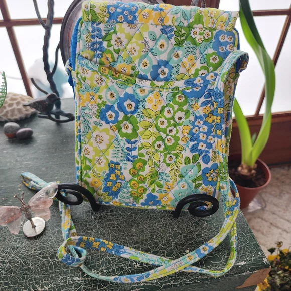 Vera Bradley Blue and Green Floral Crossbody Bag - Picture 2 of 8